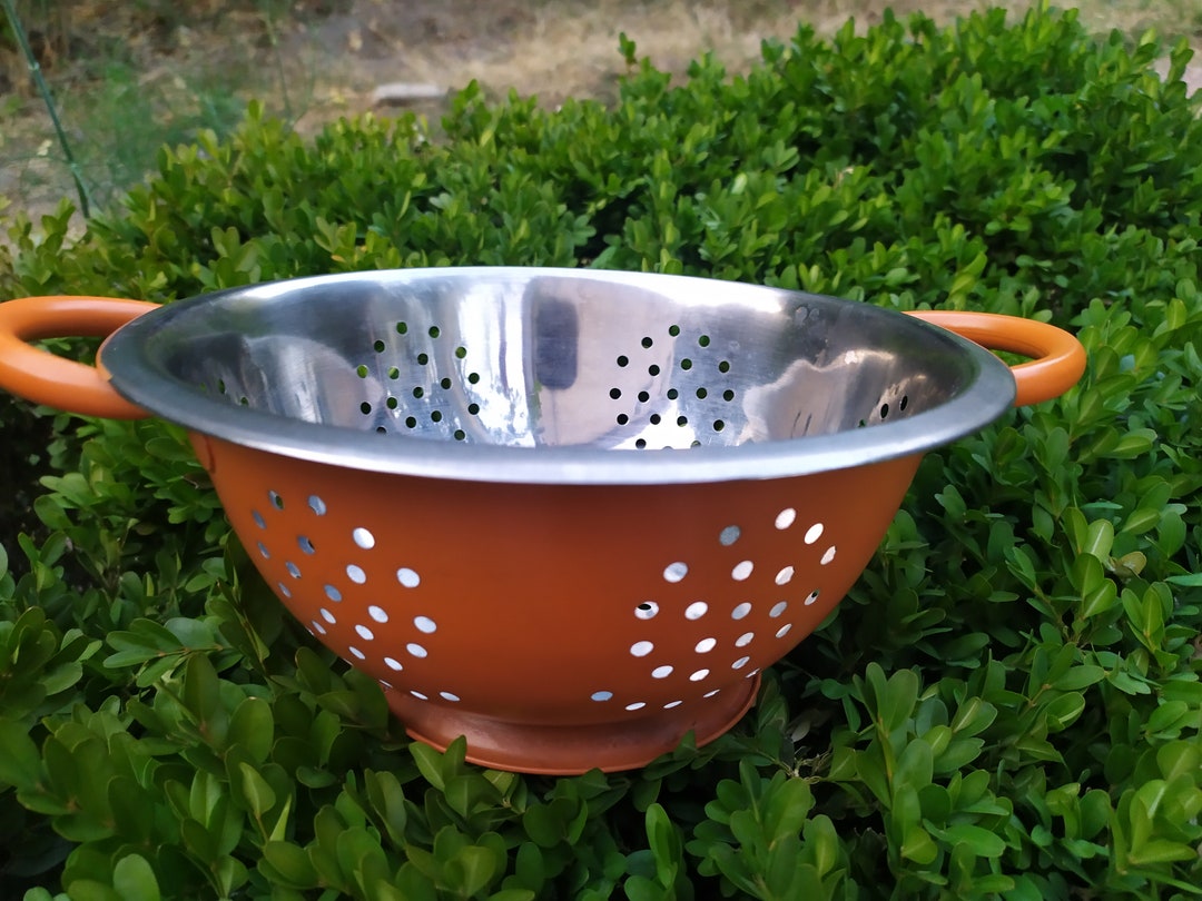 Vintage Enameled Large Sieve, Orange Retro Sieve, Kitchen Utensils