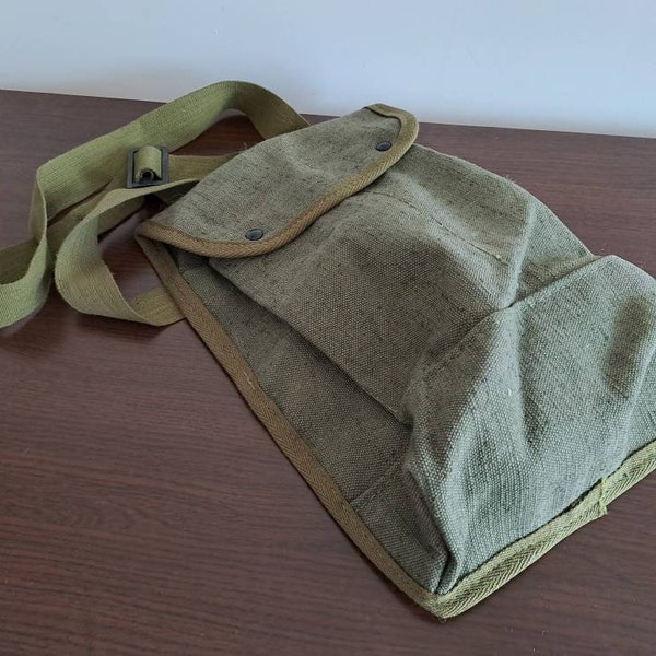 NEVER USED Vintage Canvas Military Bag,Soldier Bag,  Green Army Bag, Tarpaulin Bag, Military Messenger Bag, Hippie Bag, School Bag