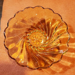 5 Vintage, Hazel Atlas, Depression, Golden, Amber, Capri, Swirl, Berry Bowl, Dish, 4 3/4&quot; Diameter, 1 3/4&quot; Tall