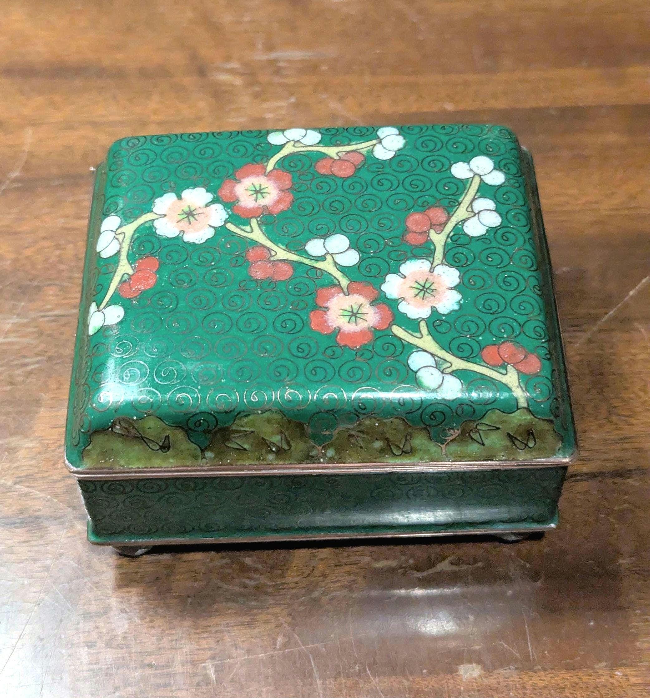 Vintage, Chinese, Cloisonne Enamel,  Trinket Box, Brass, Copper Floral Spirals, Green Exterior, 3 3/4" Long, 3 1/8" Wide 2 1/8" Tall,