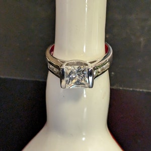 Vintage, Size 7, By FAS Jewelry, 925 Sterling, Solitaire Ring, Marked 925FAS,