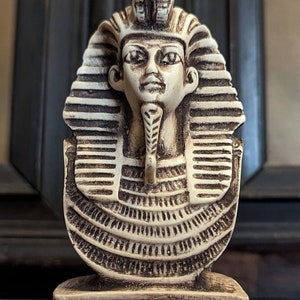 Vintage, Ancient Egyptian, Hand Carved, Pharaoh, King Tutankamun, Resin, Stone, Figurine, Statue, Desk Weight, Decor, 2” x 2” x 4”
