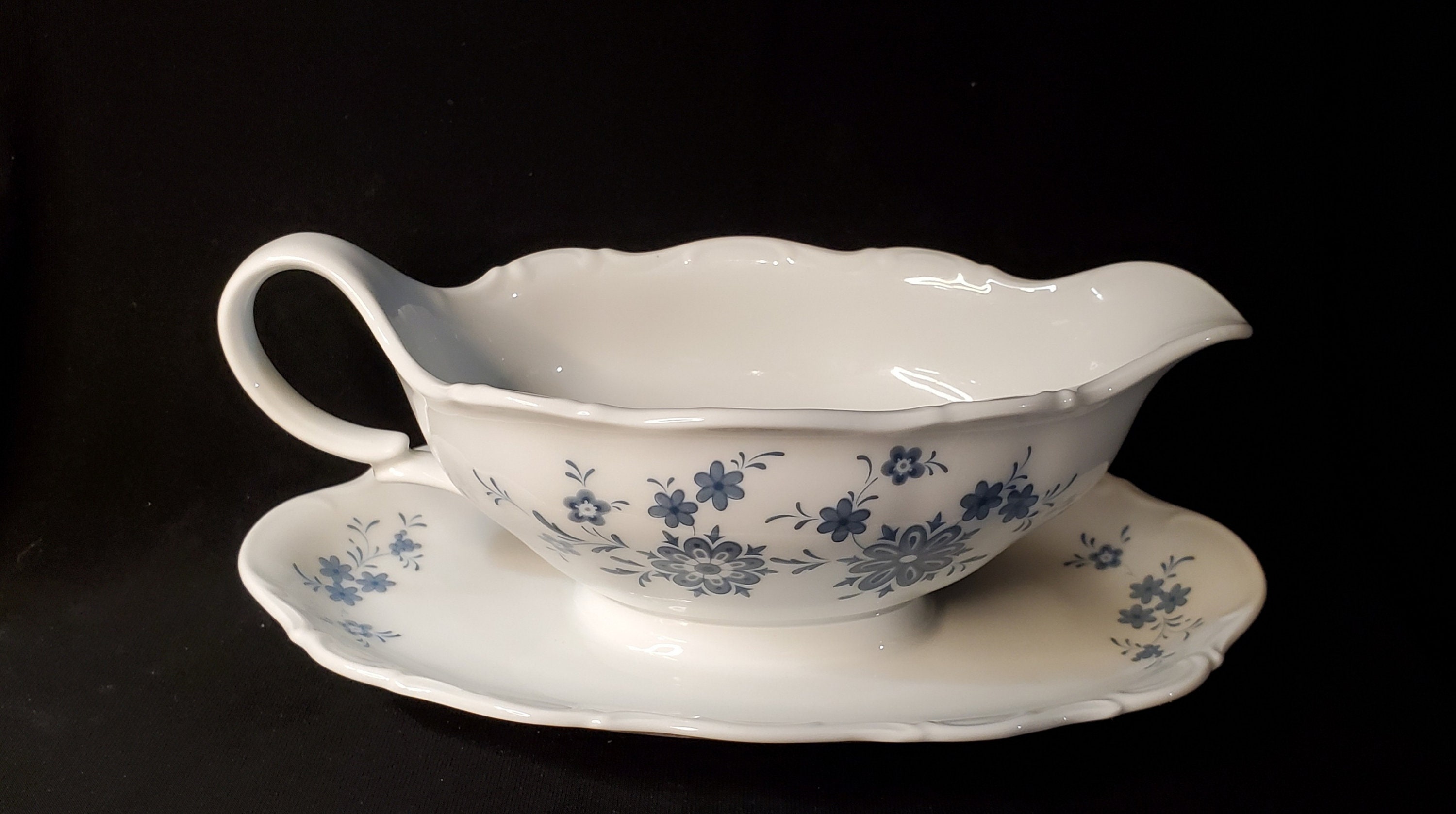 Vintage Gravy Boat With Attached Underplate With The Bavarian Etsy