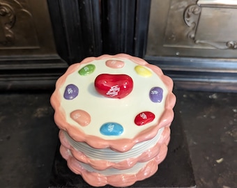 Vintage, Jelly Belly, Ceramic, Birthday Cake, Covered, Rubber Seal Tight Lid, For Stay Fresh, Candy Dish, Trinket Dish, 3 1/8" Tall  4 1/4"D