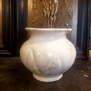 Ceramic, Faux Marbled, Footed, Jardiniere, Indoor Planter, Cache Pot, White, Grey Veined, 6&quot; Tall, 6 3/4&quot; Widest Point, 3 3/4&quot; Diameter Base