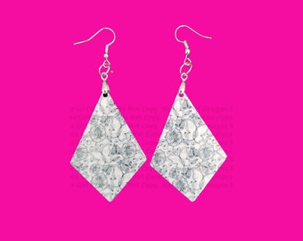 Secret Black and White Vagina Butterfly Design Diamond Shaped Earrings