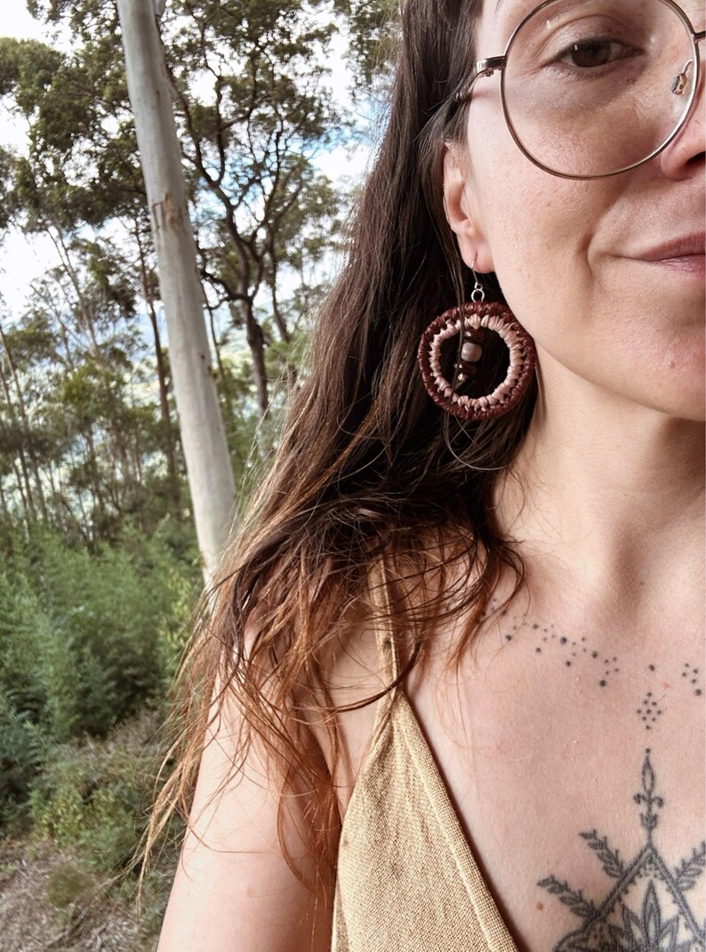 Handwoven Raffia Fibre Earrings: Sustainable Botanical Jewellery With Wooden Seed Beads image 3