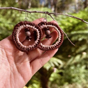 Handwoven Raffia Fibre Earrings: Sustainable Botanical Jewellery With Wooden Seed Beads image 4