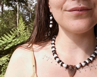 Jewellery Set: Shell Heishi Beads, Natural Seeds & Gemstone Arrowhead