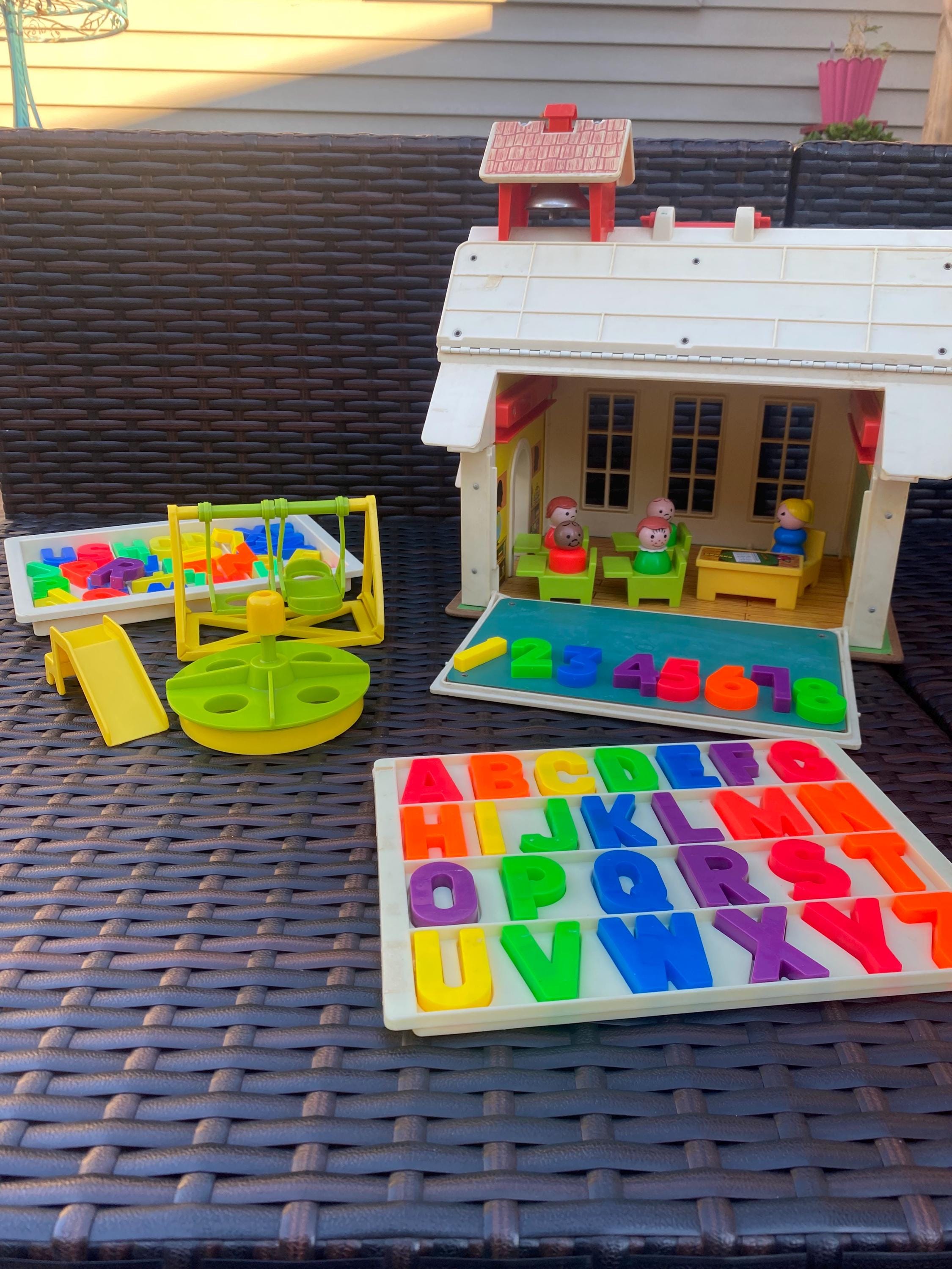 Play School House Canada