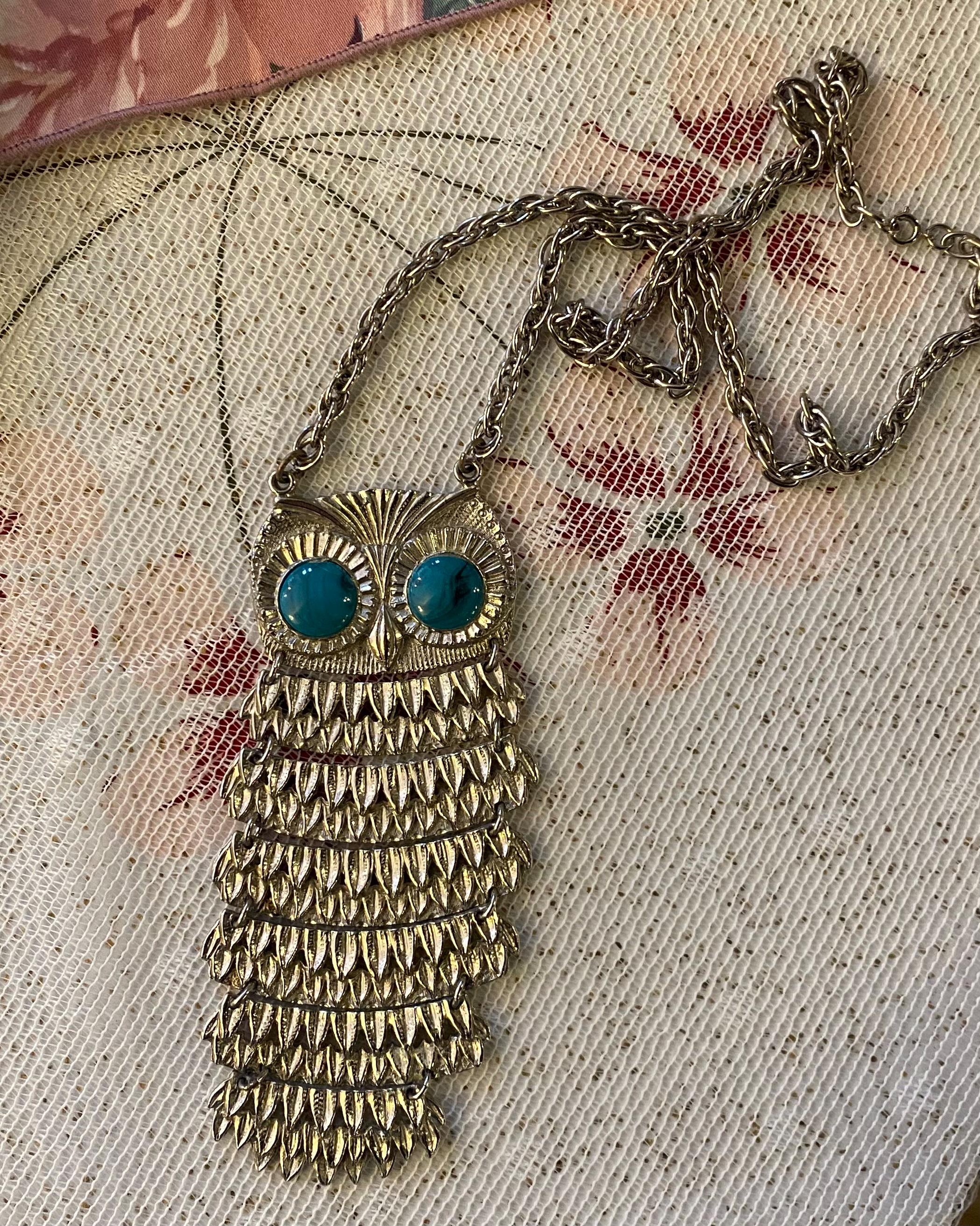 Vintage 1970s Owl Statement Necklace &ndash; Large Articulated Owl Pendant with Turquoise Style Eyes