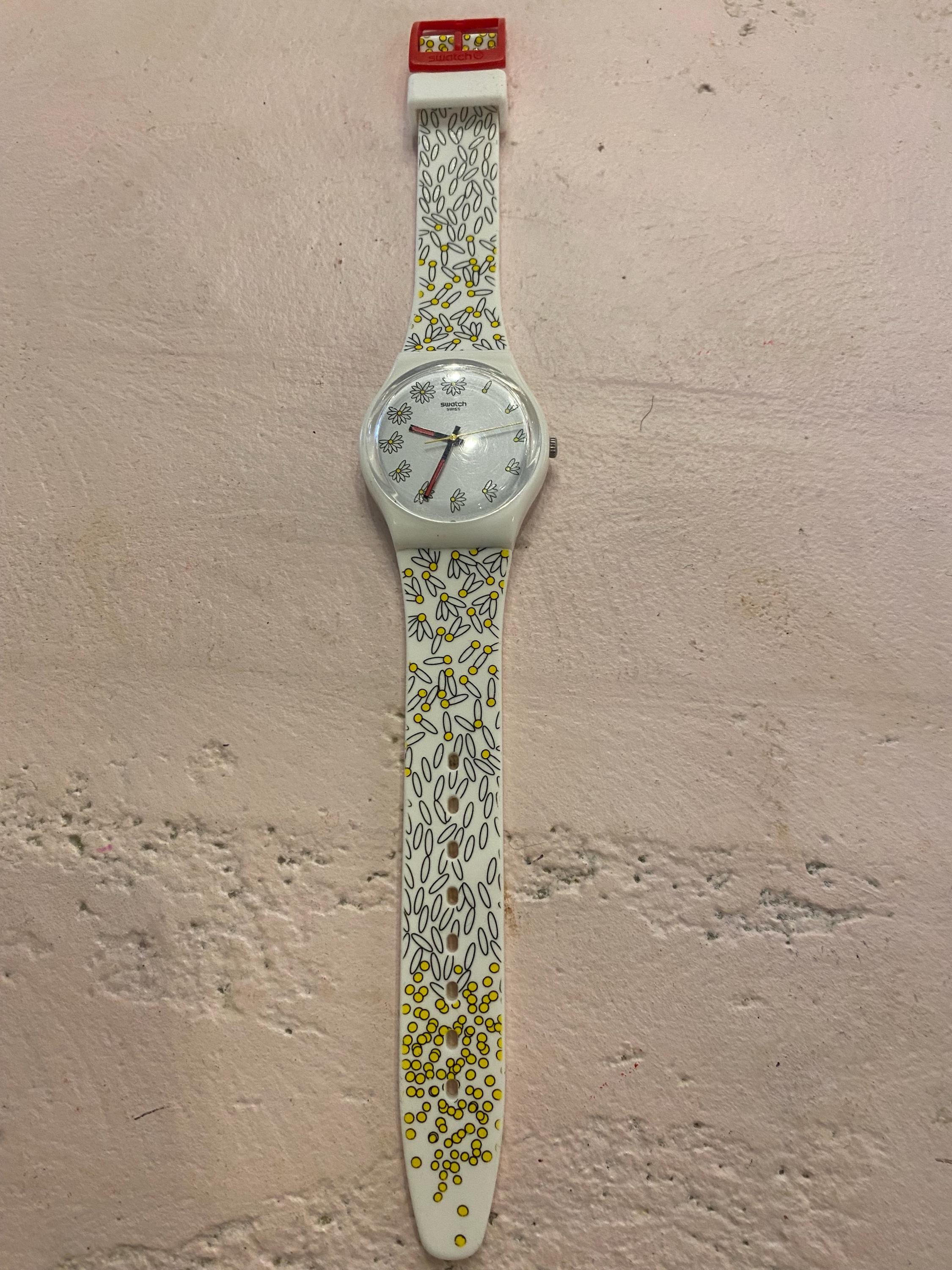 swatch vintage ブレスレットウォッチhot chic il_fullxfull.6247462529_qm3d.jpg