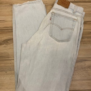 Vintage 1990's Levi's 701-0635 Student Button Fly Light Wash Denim Jeans W 31 L 30