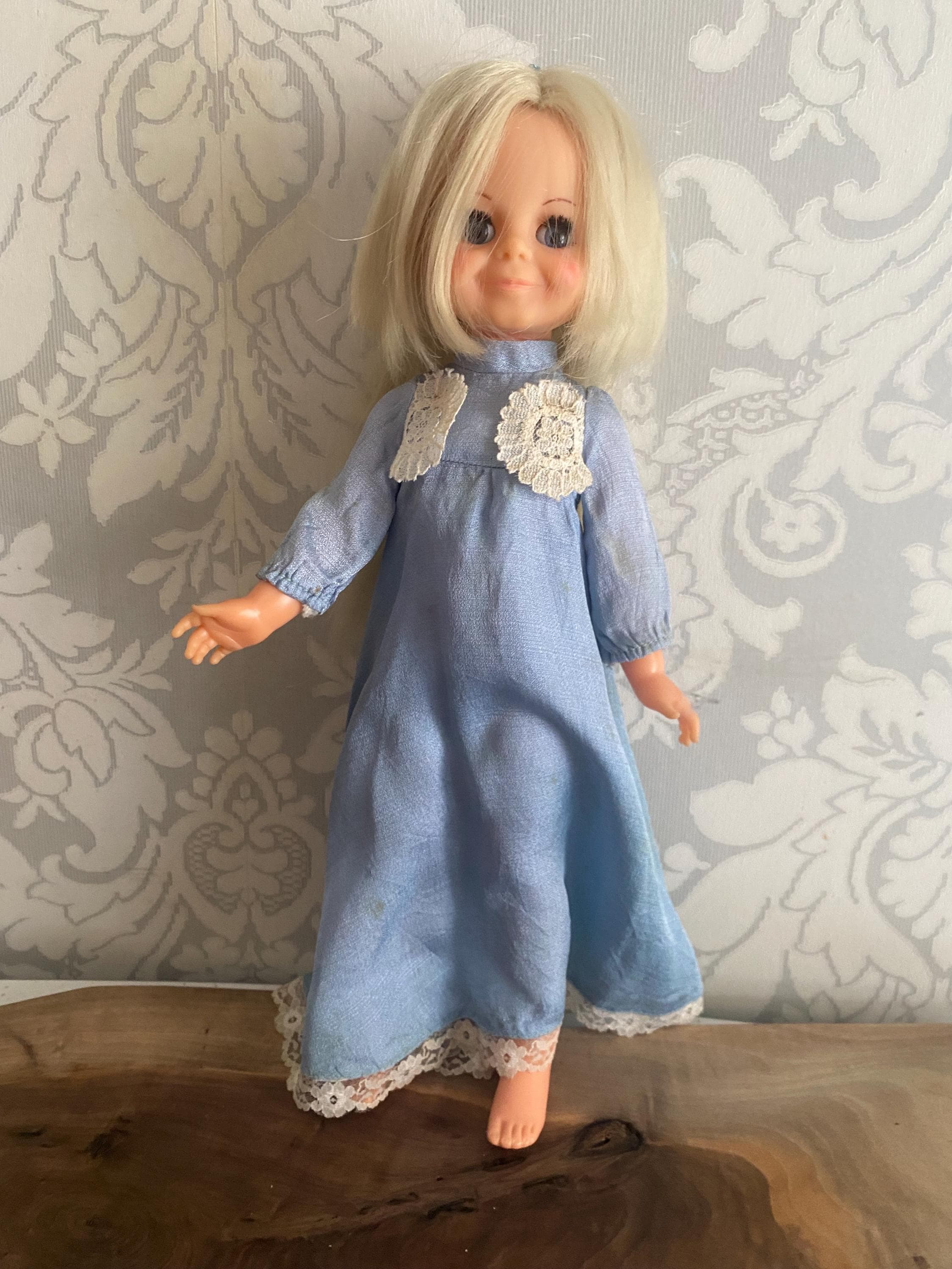 Vintage Ideal Velvet Doll With Growing Hair – Blonde – 1969