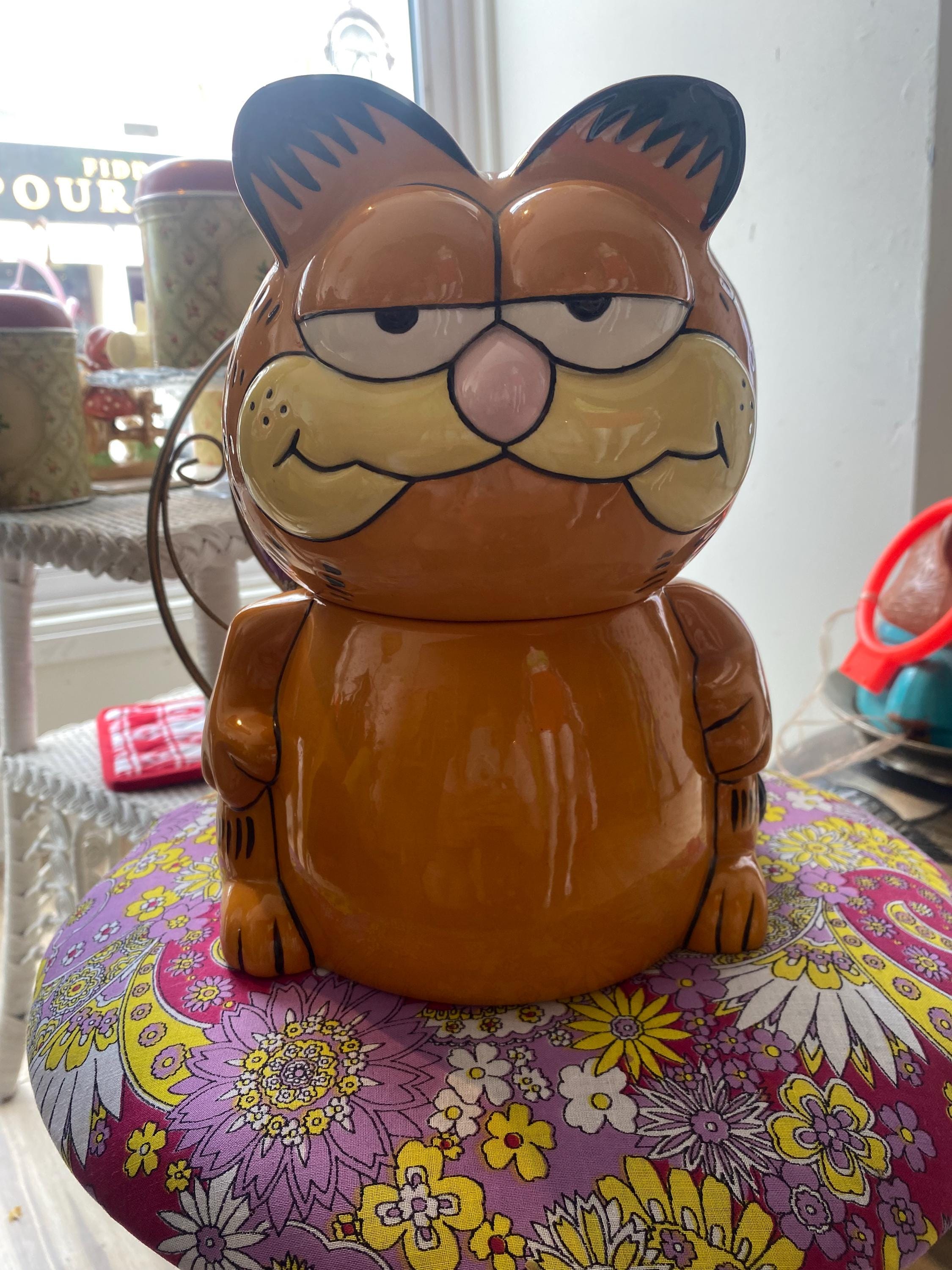 90's GarField Cockie Jar | Hamer's WholeSales