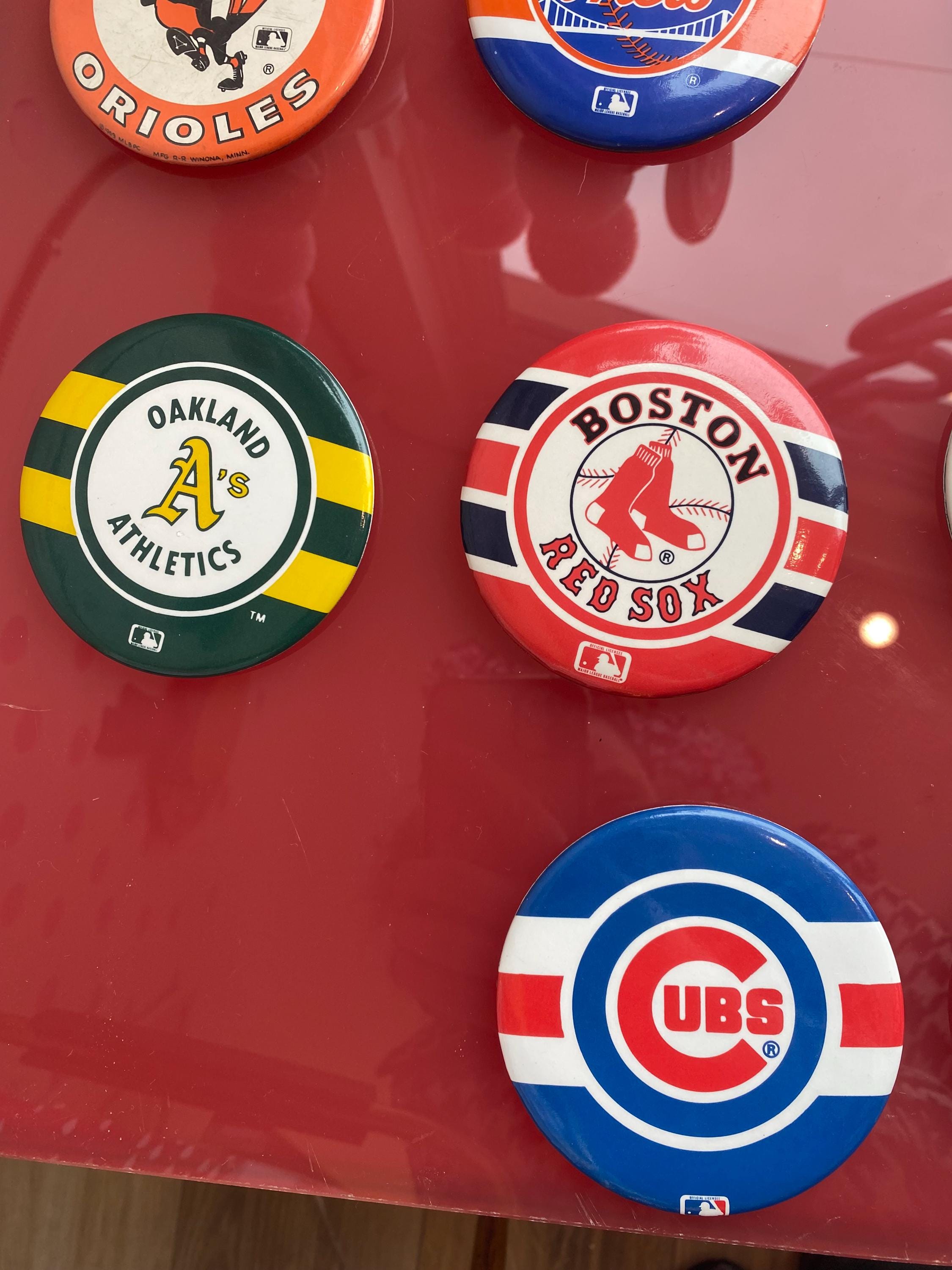 MLBチームのピンバッジ – ヴィンテージ野球ピンをお選びください