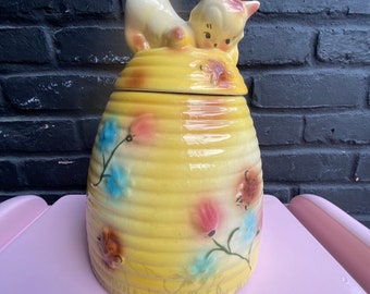 Vintage Cookie Jar Kitten on a Beehive American Bisque 1950s