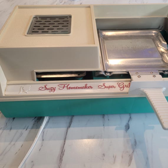 Vintage 1968 Suzy Homemaker Super Grill by Topper Toys – Working