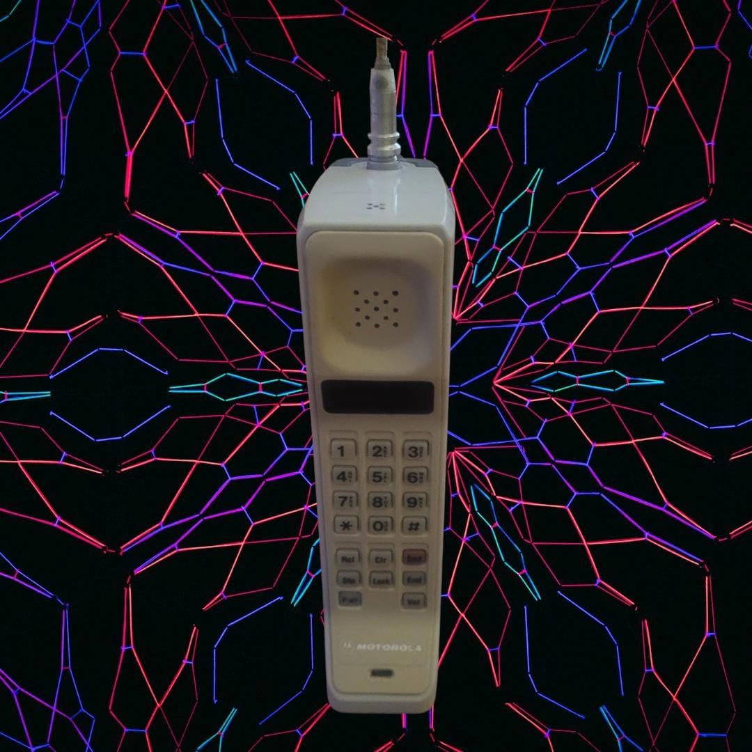 Vintage 1980s Motorola Classic “brick” Cell Phone | Model 8500