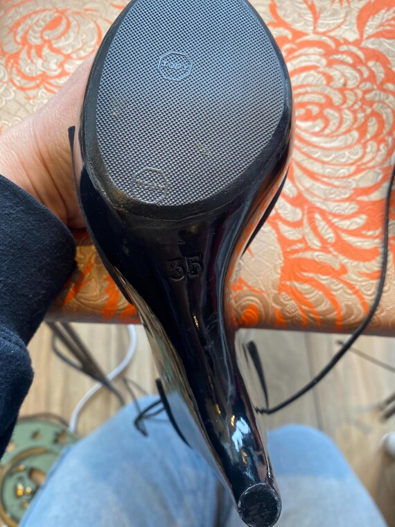 CHANEL ブラック 装飾付きウェッジヒール il_fullxfull.6452596930_5yz5.jpg