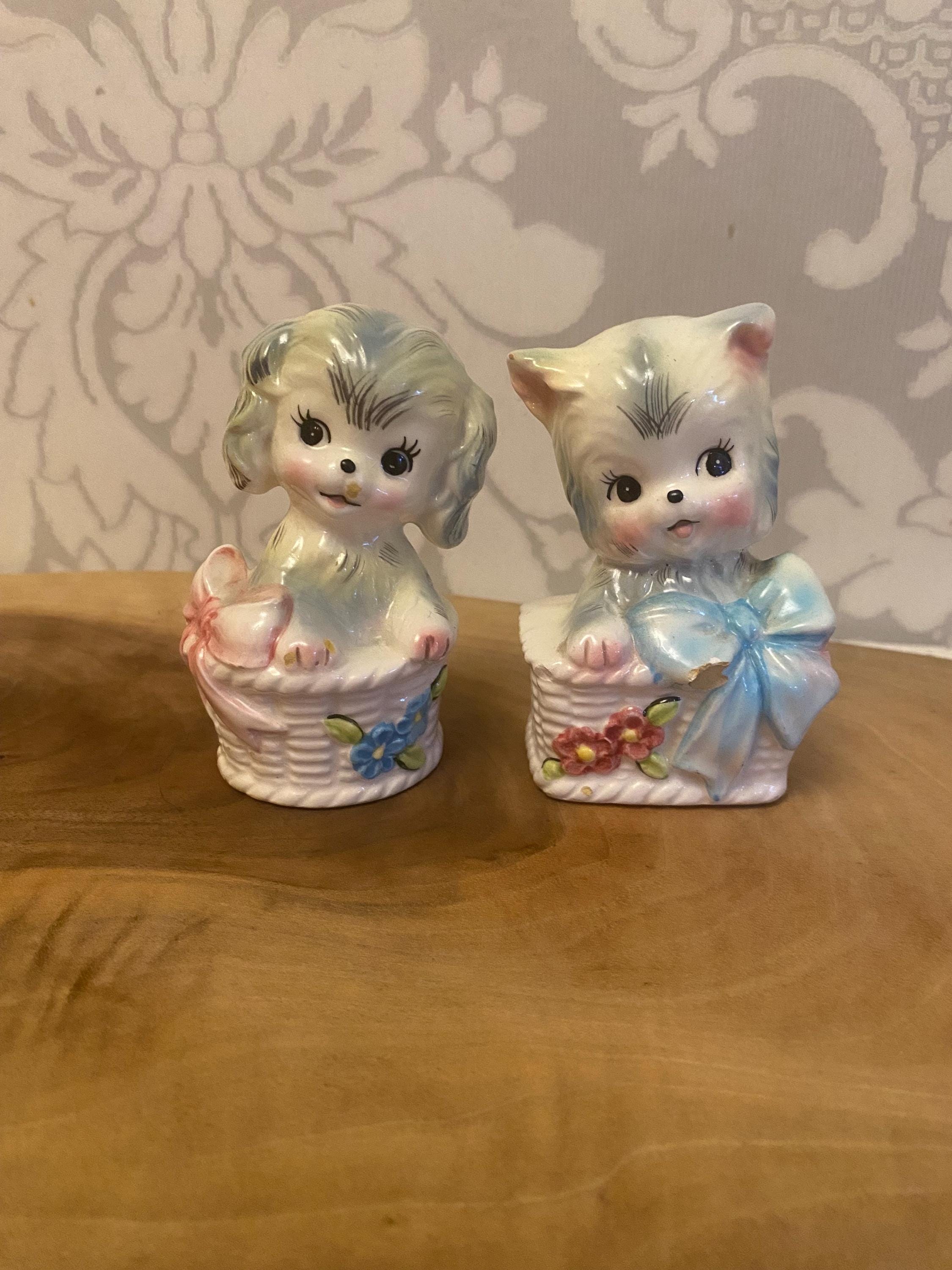 Vintage Lefton “toodles” Dog & Cat Salt and Pepper Shakers – Made