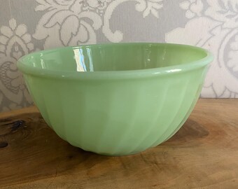 Vintage Fire King Jadeite Swirl Pattern Mixing Bowl 7” Anchor Hocking Green Glass Small Mixing Bowl