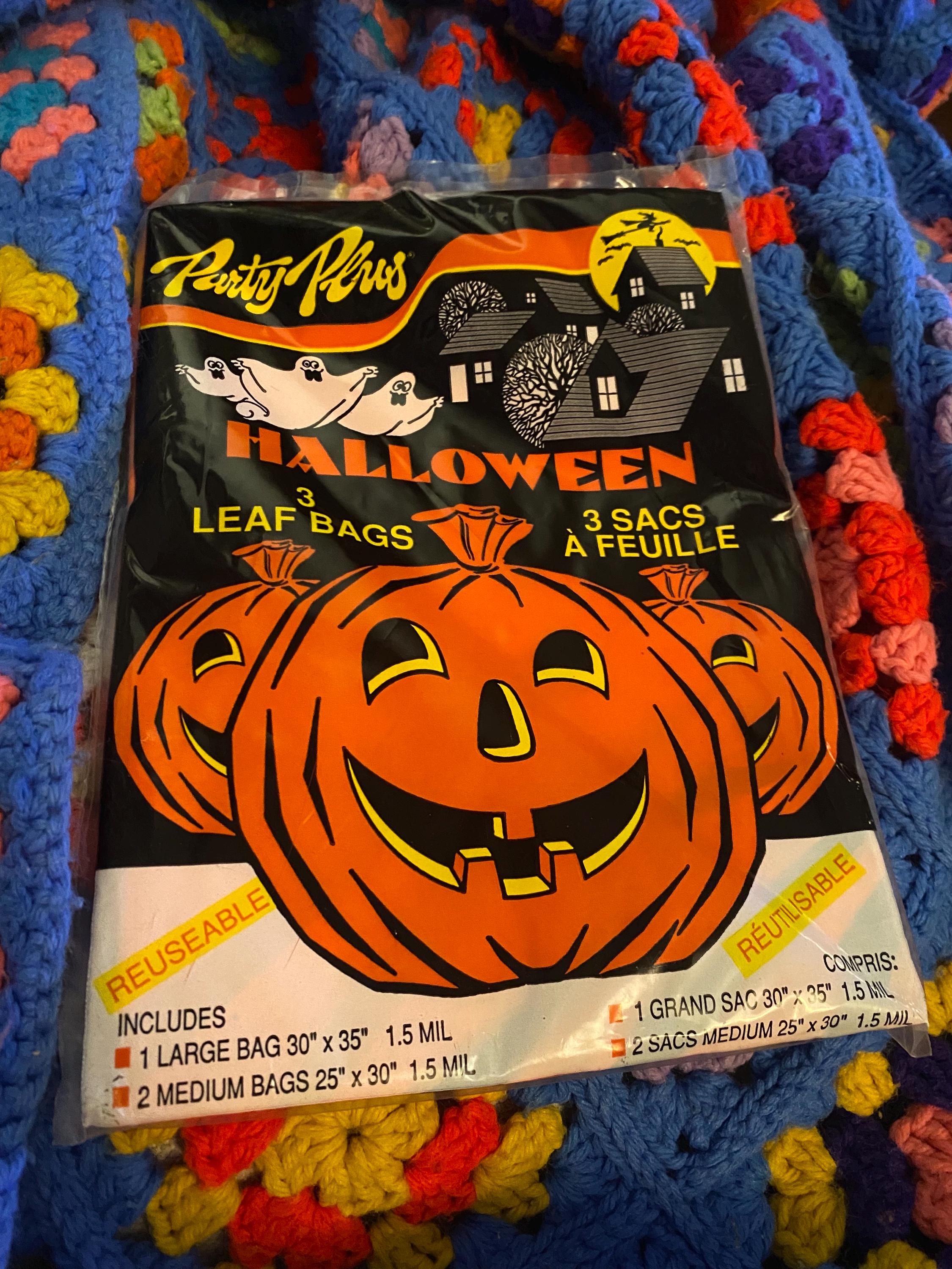 Vintage 1980s Halloween Pumpkin Leaf Bags – Party Plus Reusable