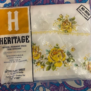 Vintage Heritage Dubbellakan | Gulrosa Blommor | Spetskant Ej strykbar | 70-80-tals Cottage Sängkläder | NOS