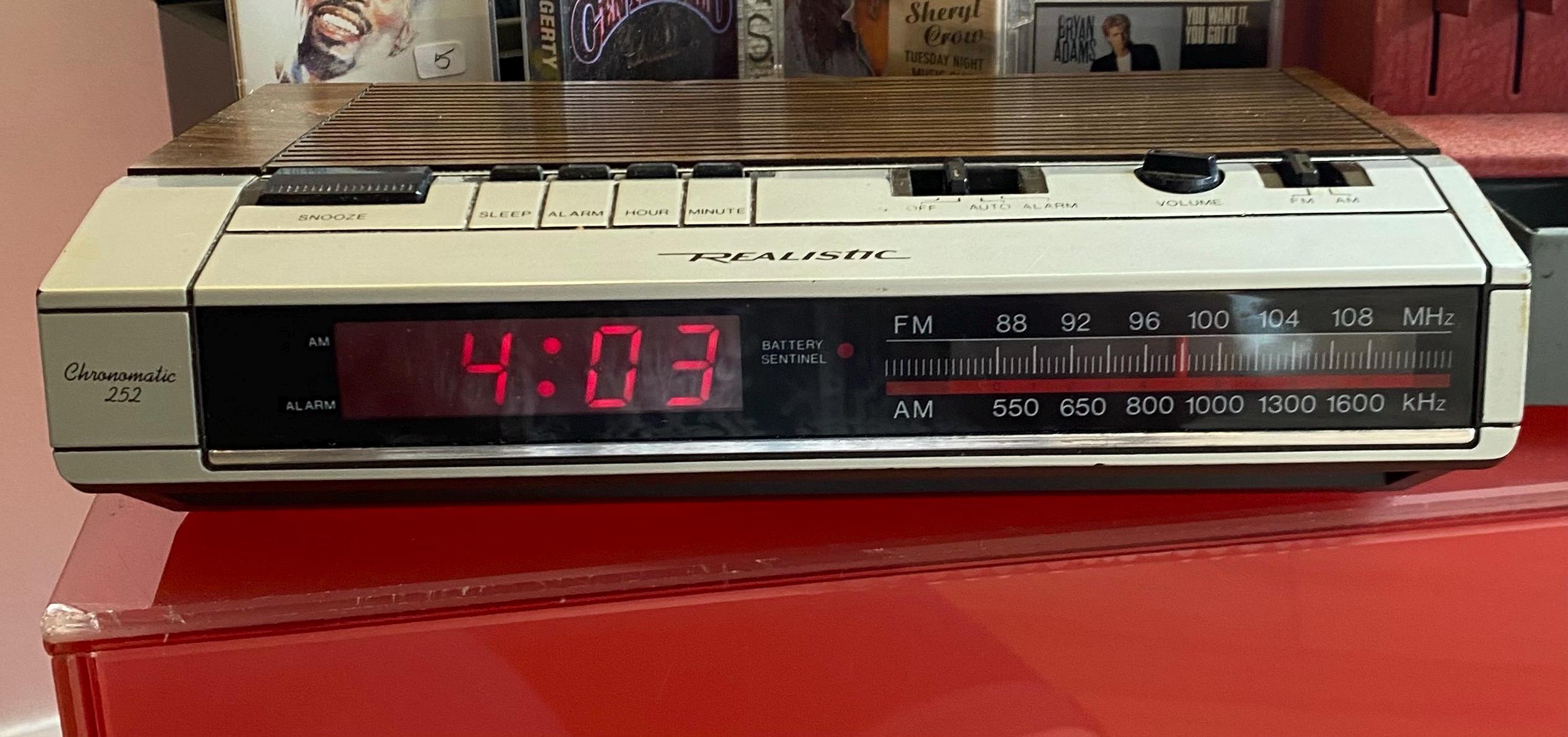 Vintage Realistic Chronomatic 252 Alarm Clock Radio – Model 12