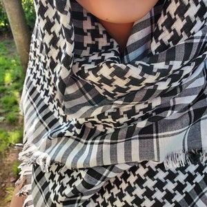 Keffiyeh Palestinian Style Head Wrap Military Scarf Shemagh Desert Scarf Sarong Face Dust/ Sun Protection cover up Shawl Unisex image 2