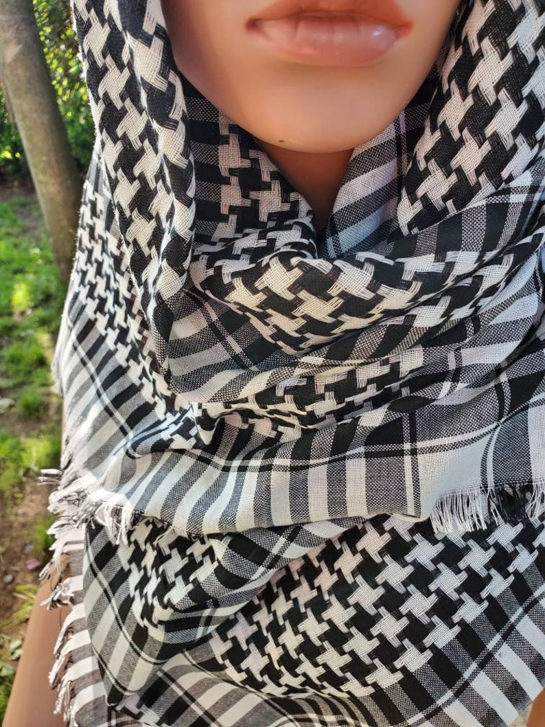 Keffiyeh Palestinian Style Head Wrap Military Scarf Shemagh Desert Scarf Sarong Face Dust/ Sun Protection cover up Shawl Unisex image 2