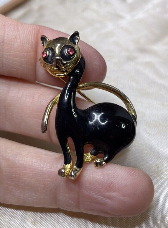 Vintage Sphinx Black Cat Brooch Gem