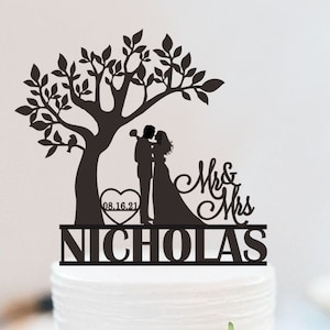 Tree Wedding Cake Topper | Love Tree Cake Topper | Bride And Groom Cake Topper | Mr And Mrs Personalized Cake Topper With Date  W227