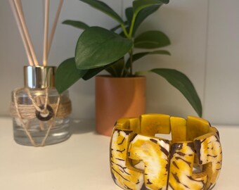Pulsera de nuez de tagua en forma de L, también conocida como marfil vegetal - Tagua ecuatoriana - Vegana