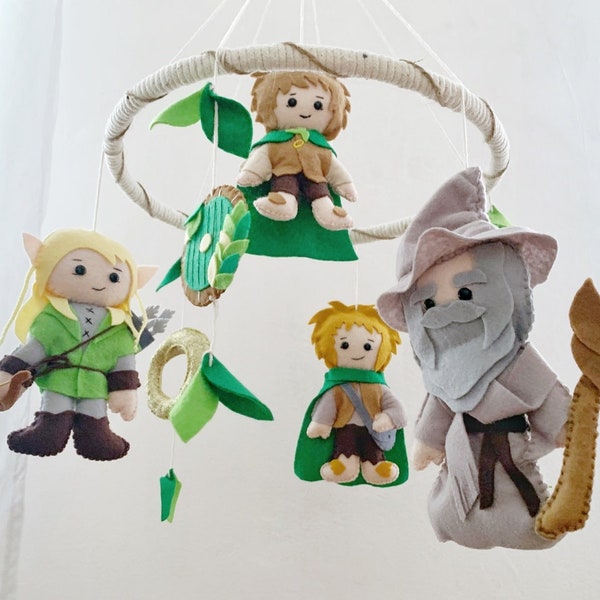 LOTR bebé guardería cuna móvil LOTR dormitorio regalos El Señor de los Anillos bebé niño decoración de la guardería móvil Fantasía se sintió móvil Recién nacido regalos originales