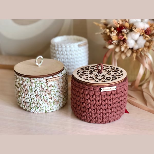 Bathroom lidded storage Organizer, Cotton Ball pads Holder, Makeup holder Organizer, Crochet Storage basket with lid, Bedroom Storage box