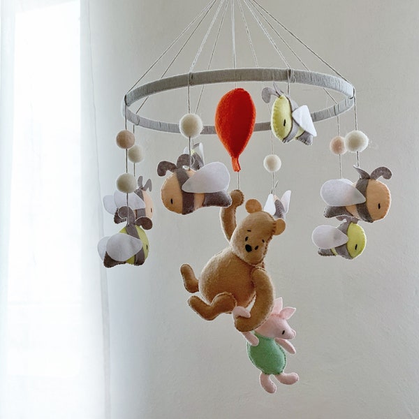 Classic Winnie the Pooh baby mobile nursery Woodland nursery mobile Baby boy girl decor nursery Baby cot mobile