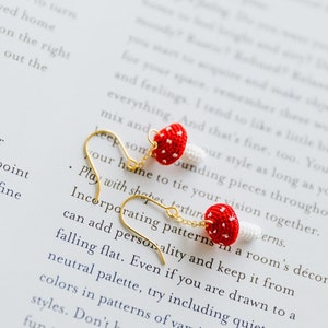 Microcrochet Mushroom Earring