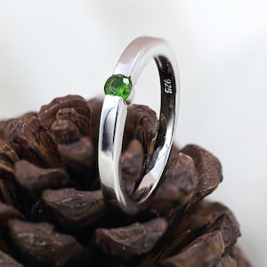 Chrome Diopside Ring 925 Sterling Silver • Green Gemstone Handmade Boho Ring • Vintage Silver Band Ring for Women Jewelry