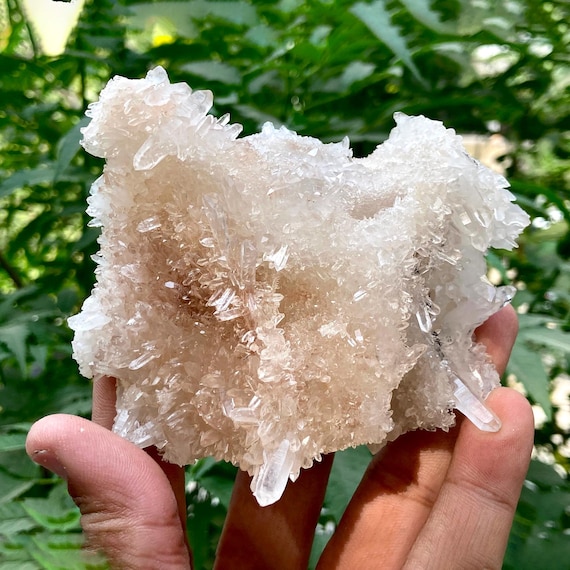 ヒマラヤ産ピンククォーツ原石クラスター：ヒーリングクリスタル