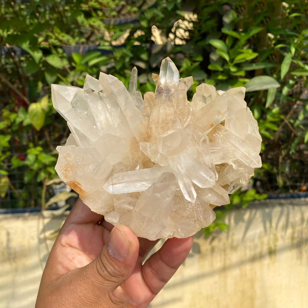 ヒマラヤ水晶クラスター：原石の白と黄色の石（940グラム） - Etsy 日本