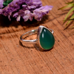 Green Onyx Ring: Pear Cabochon, 925 Sterling Silver, Handmade Jewelry