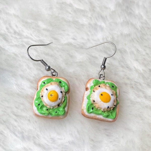 Cute Miniature earrings - Avocado egg toast - Ei oorbellen - eieren