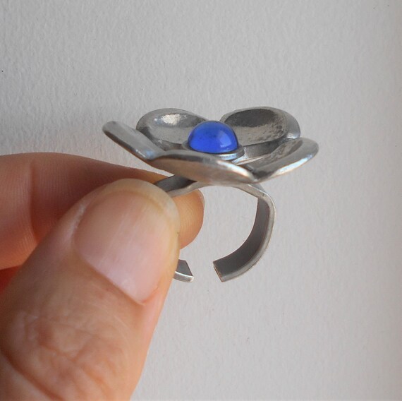 Vintage Pewter Pirate Ring With Blue Lab-Created Stone – One Size, Silver Tone