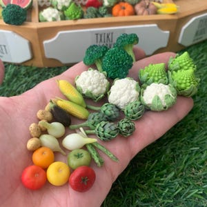 1:12 scale vegetables miniature. Mini Kitchen and Dollhouse food. Miniature artichoke broccoli coliflower romanescu tomatoes for Dollhouse