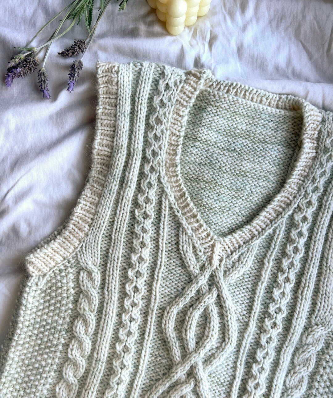 トップス Eaphi U NECK LEAF PATTERN KNIT VEST Eaphi U NECK LEAF PATTERN KNIT VEST