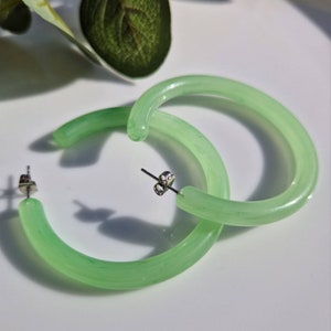 Large Green Resin Hoop Earrings, Open Circle Earrings, Acrylic Hoop Earrings, Chunky Hoop Earrings, Lightweight Statement Hoops, 5.5 cm Hoop