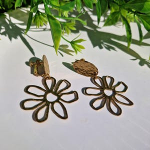 Brincos de clipe dourados para mulheres, loja de brincos de clipe Etsy Reino Unido, brincos de clipe confortáveis para orelhas não furadas, brincos sem piercing Clip on Reino Unido