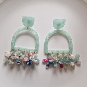 Clip On Earrings For Women Acrylic Earrings Flower Hoops Mint Green Earrings Tortoise Shell Hoop Dangle Earrings Gif for Her Uk