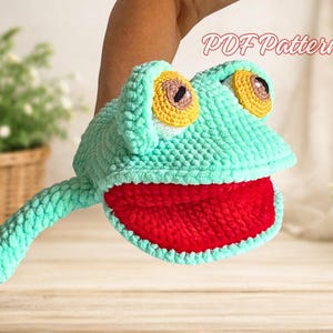 Frog Hand Puppet Crochet Pattern PDF – Amigurumi Plush Puppet – Beginner Friendly